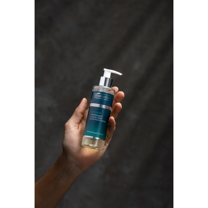 SUPREMELAB - MEN LINE - Frissítő és tisztító hatású arclemosó gél férfiaknak, 200 ml