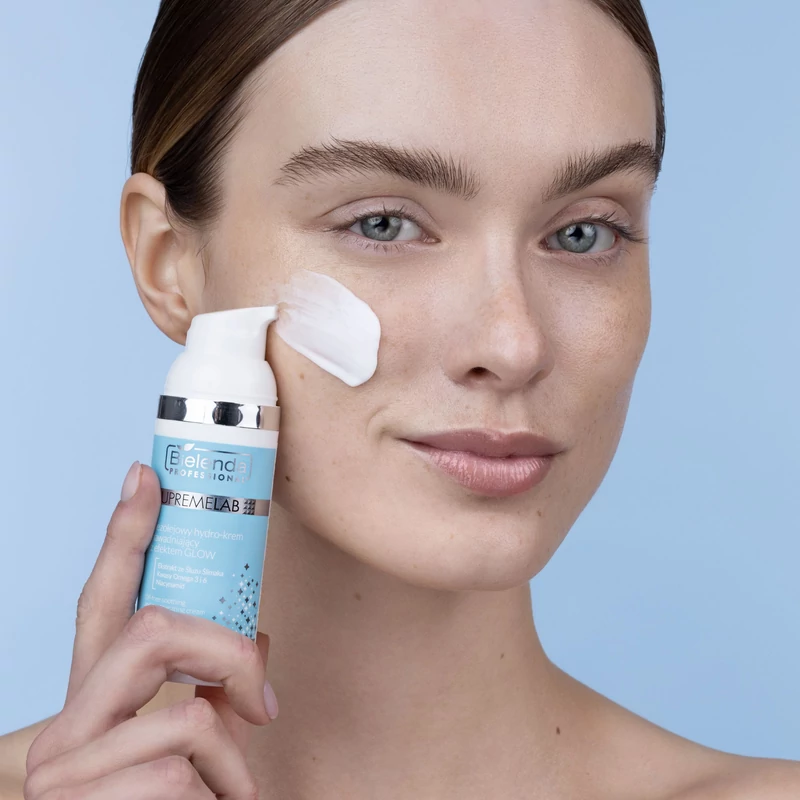 SUPREMELAB - HYDRA GLOW - Olajmentes nyugtató és regeneráló hatású arckrém, 50 ml