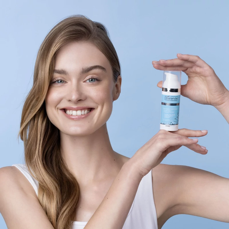 SUPREMELAB - HYDRA GLOW - Olajmentes nyugtató és regeneráló hatású arckrém, 50 ml