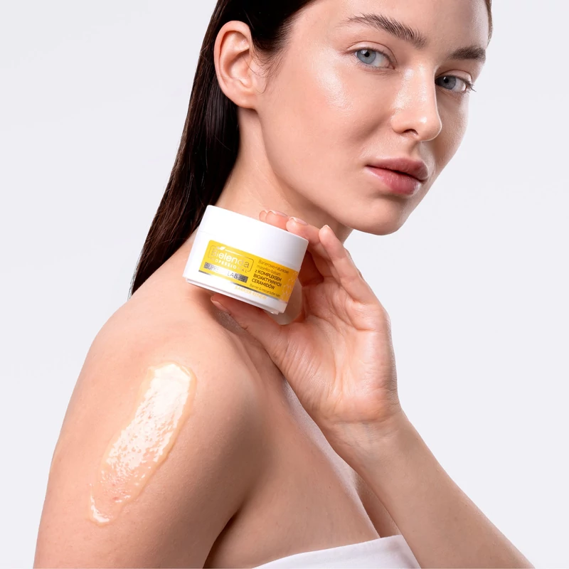 SUPREMELAB - BARRIER RENEW - Barrier-mentő vajbalzsam bioaktív ceramid komplex-szel, 40 g